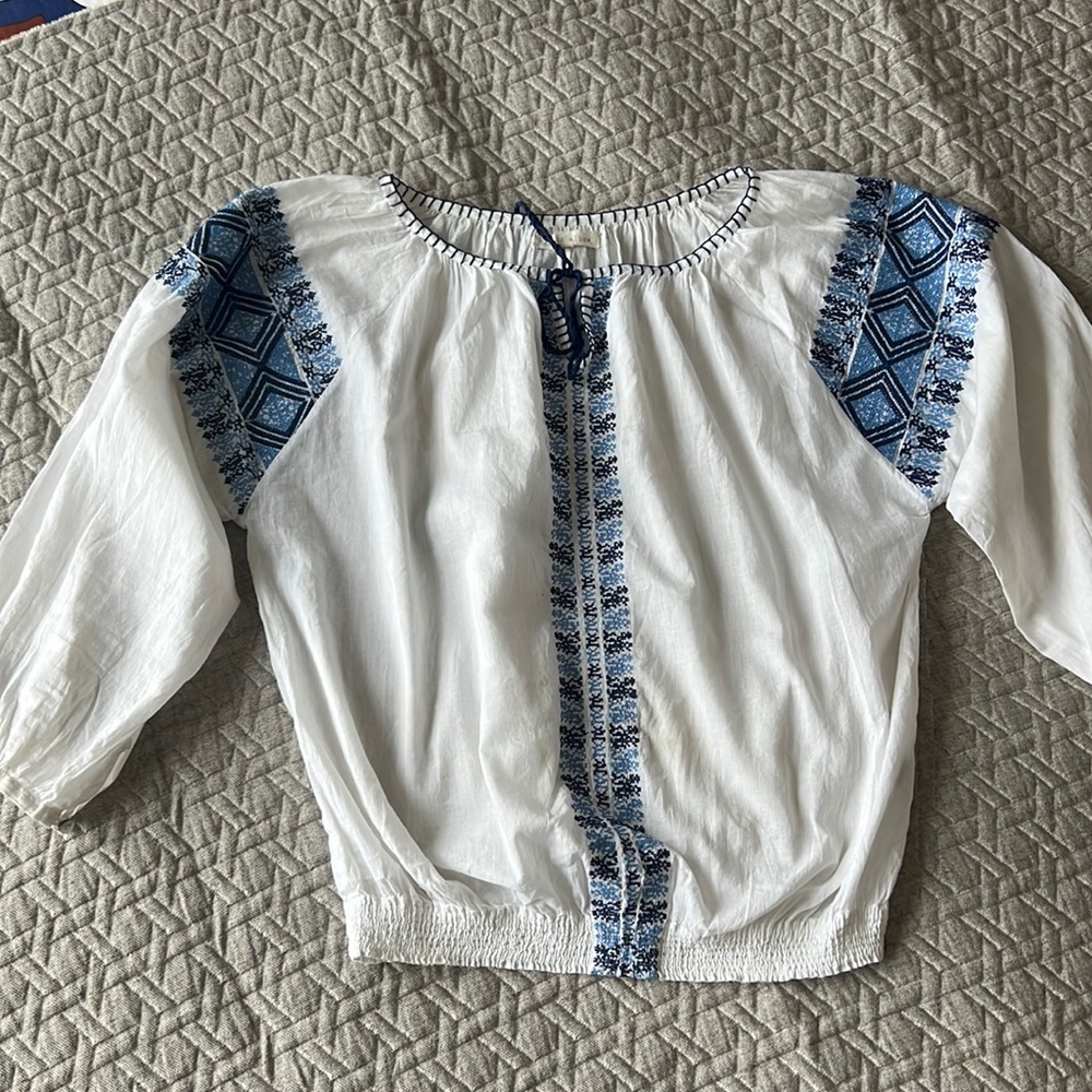 David‎ Albow Women's White Blue Embroidered Peasant Blouse Size S